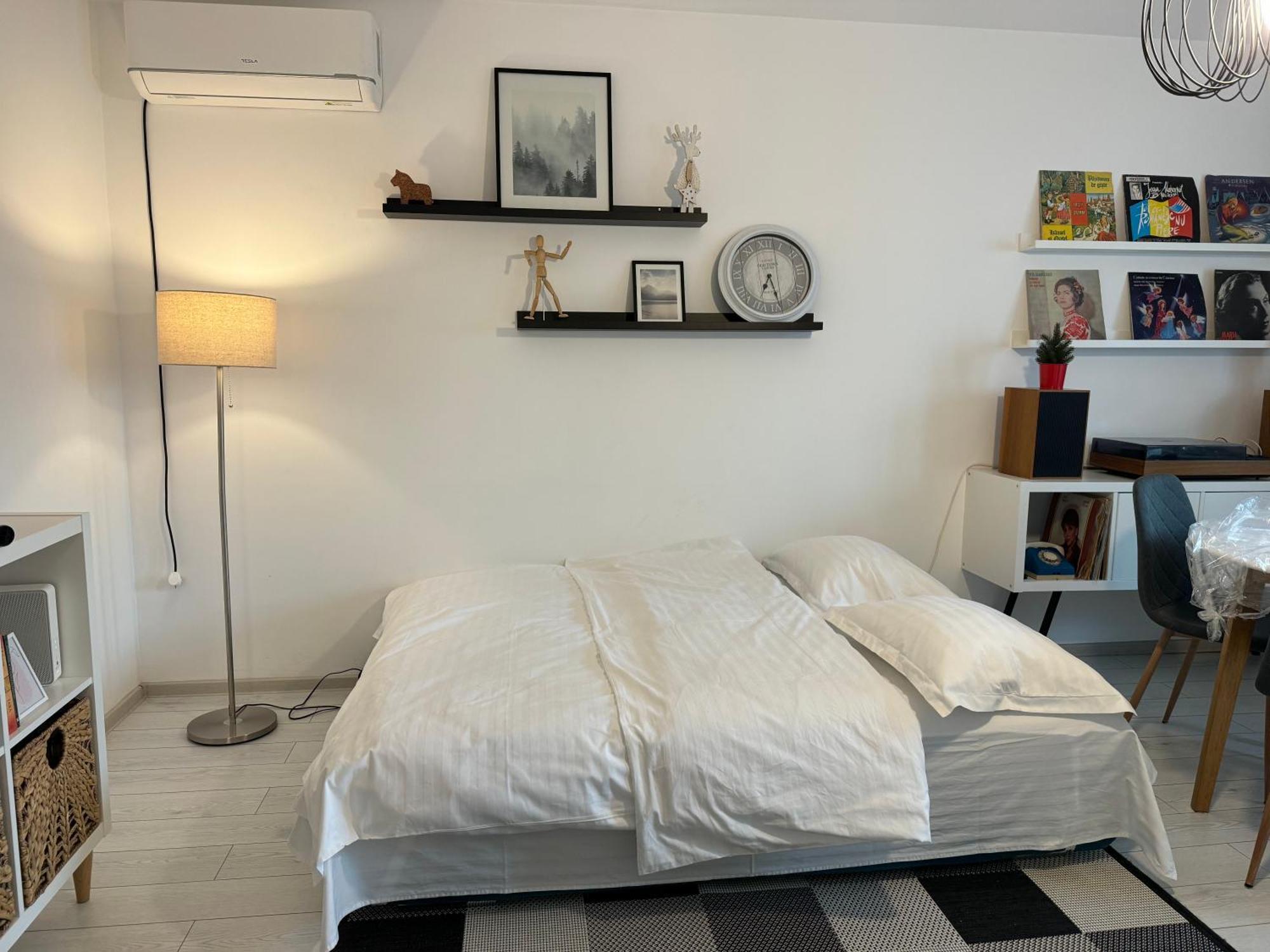 Evan Cozy Flat With Balcony & Parking, 13 September Bukares Bagian luar foto